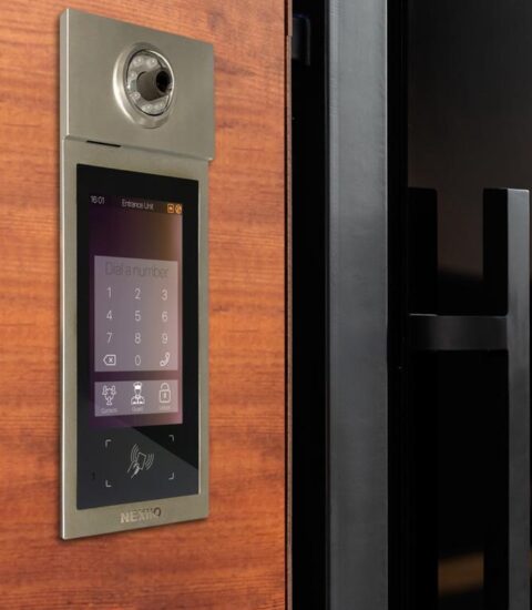 نگزیو شرق ۱