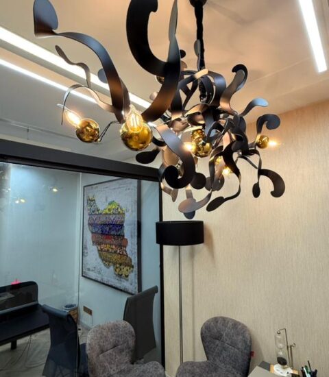 آرمیا لوکس ۵