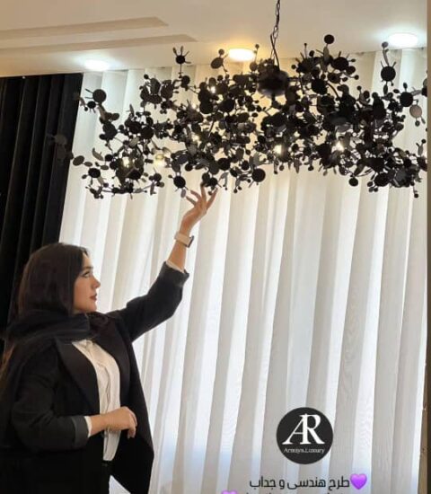 آرمیا لوکس ۱۶