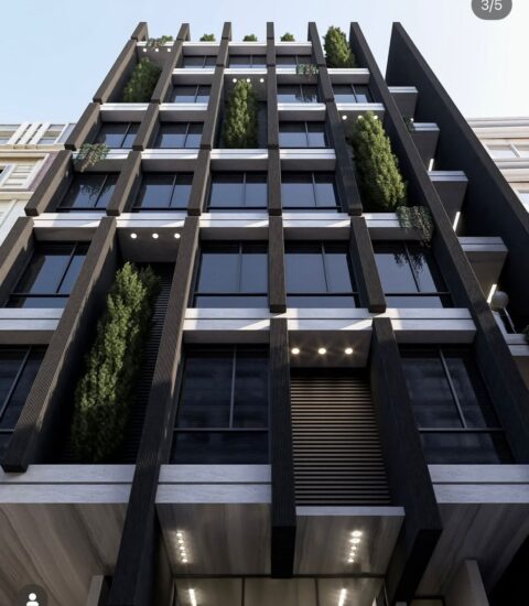 نوید ناظمی ۱۸