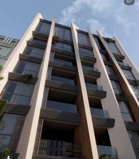 نوید ناظمی ۱۹