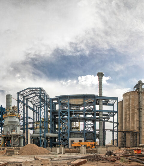 شرکت طاق بیست ۷